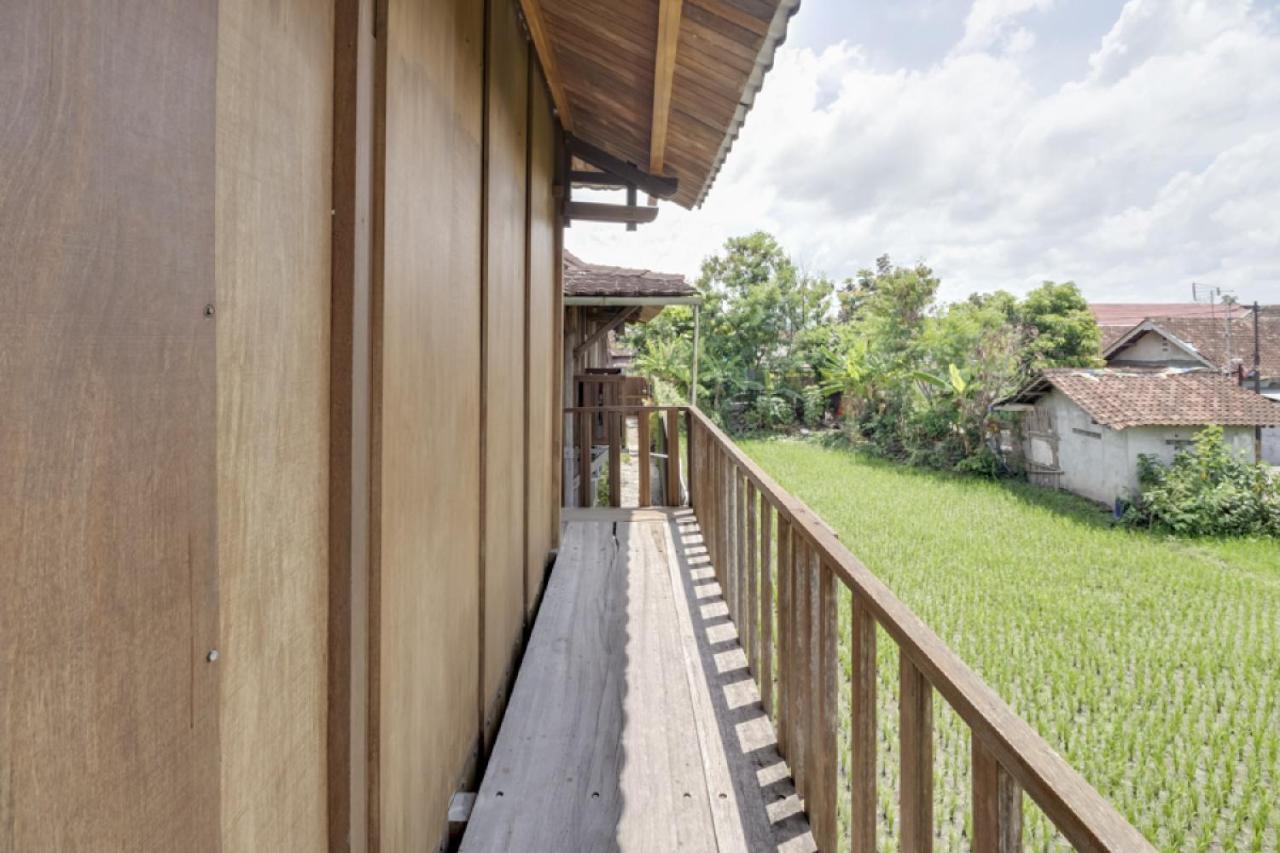 Reddoorz At Omah Kayu Homestay Yogyakarta Prawirotaman Exterior foto